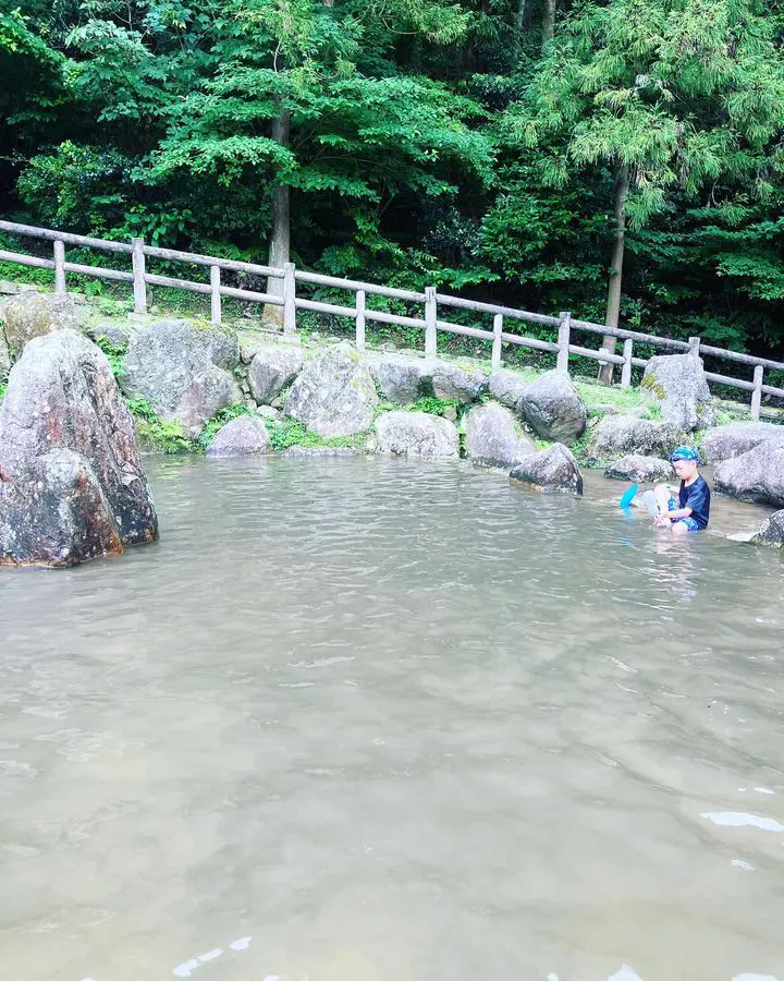 糟屋郡宇美町の一本松公園で川遊び！-2