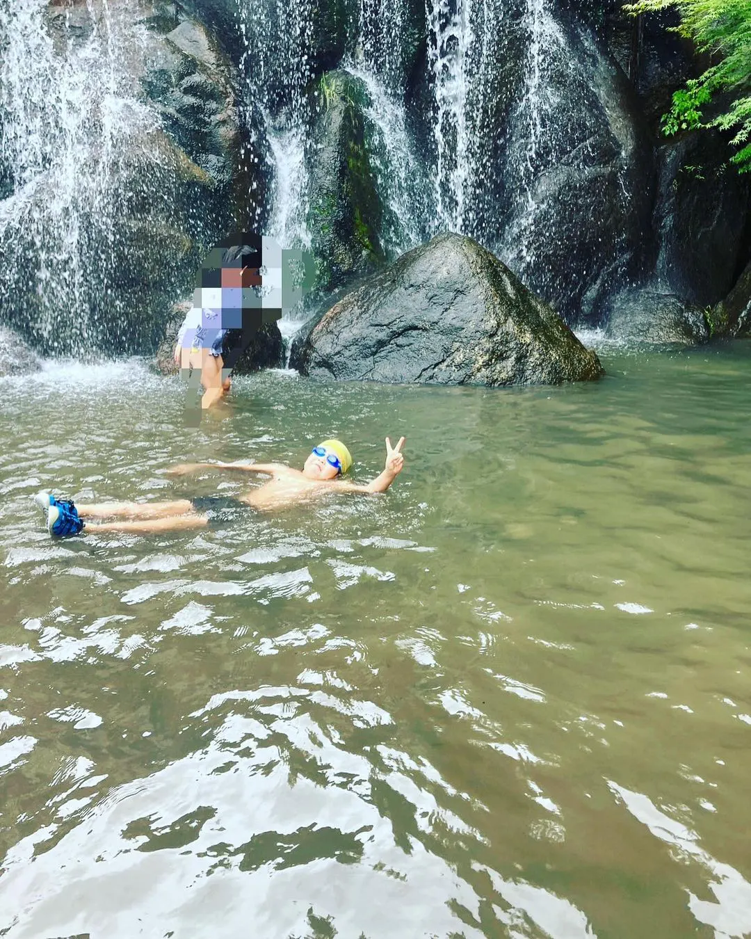 糟屋郡宇美町の一本松公園で川遊び！-3